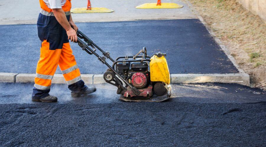 Professional gutter cleaning in Lorraine, KS